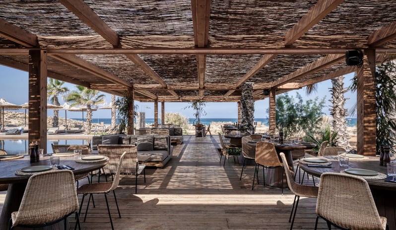 BEACH HOUSE EXTERIOR